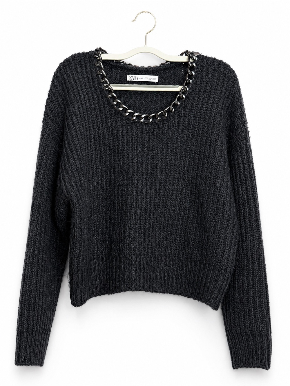 Zara Black Chunky Knit Sweater Chain Trim Neckline Long Sleeve Pullover. Size S